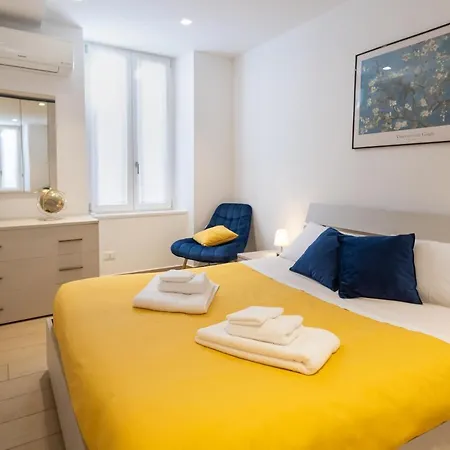 Casa Vacanza Valentina - Downtown Bergamo Exterior photo